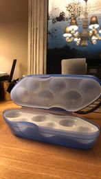 Boîte à œufs Tupperware bleue parfait état jamais employée, Comme neuf, Boîte