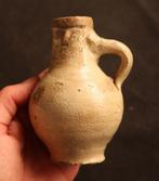 Antiek steengoed kruikje, Ophalen of Verzenden