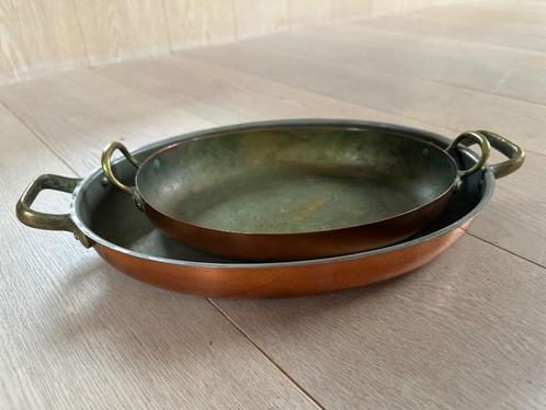 Antieke ovale koperen braadpannen met dubbele handgrepen., Antiek en Kunst, Antiek | Brons en Koper, Koper, Ophalen