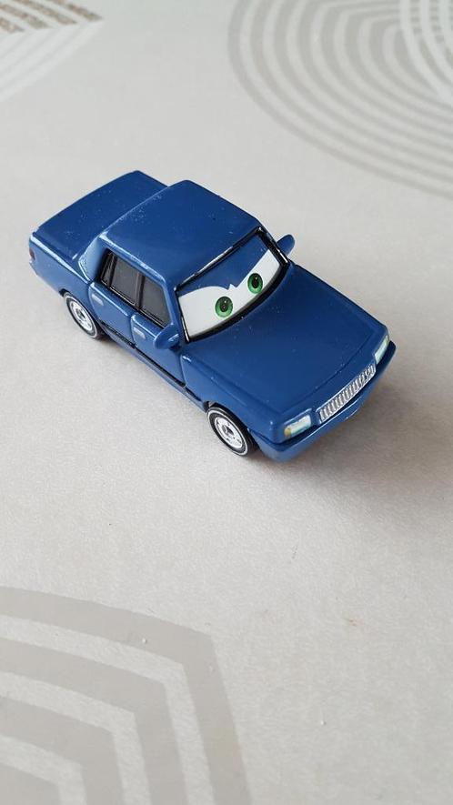 Disney Pixar Cars "Chuck Manifold" auto, Verzamelen, Disney, Zo goed als nieuw, Ophalen of Verzenden