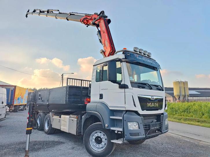 MAN Tridem 8x4 Euro6 Kipper Kraan Fassi F365, Autos, Camions, Entreprise, MAN, Diesel, Euro 6, Automatique, Blanc, TVA déductible