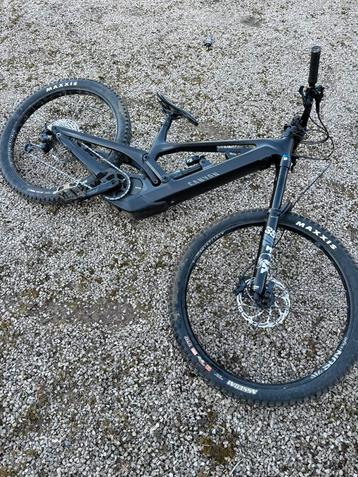 Canyon Torque On CF8 elektrische mountainbike beschikbaar voor biedingen