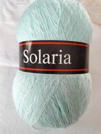 Pelote de laine Solaria 3 Suisses 500 gr vert., Hobby & Loisirs créatifs, Comme neuf, Machine, Enlèvement ou Envoi