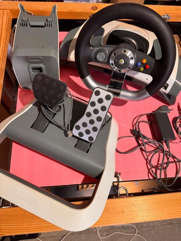 🎮 Origineel Microsoft Xbox 360 Racing Wheel+pedalen+beugel, Games en Spelcomputers, Spelcomputers | Xbox 360, Zo goed als nieuw