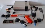 NES compleet met controller, zapper & 11 games, Ophalen of Verzenden, Gebruikt, Met 1 controller, Met games