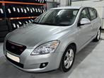 Kia Ceed 1.6 CRDi met 199.000km Airco Leder bj 2010, Auto's, Voorwielaandrijving, Zwart, 4 cilinders, 1590 cc