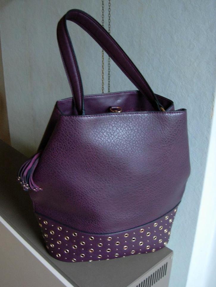 „New Look” handtas van 36 cm, nooit gebruikt, Handtassen en Accessoires, Tassen | Damestassen, Zo goed als nieuw, Handtas, Paars