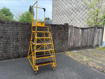 Steiger trap roltrap beschikbaar voor biedingen