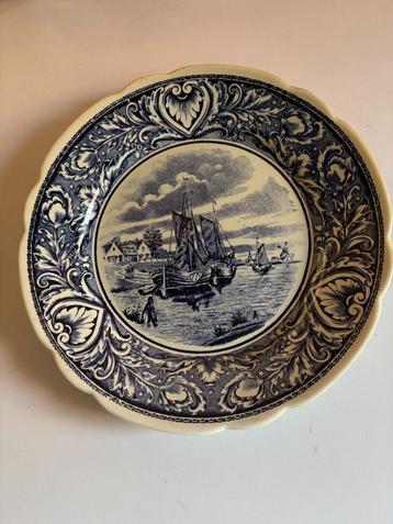 Boch bord - Delft — Boten beschikbaar voor biedingen