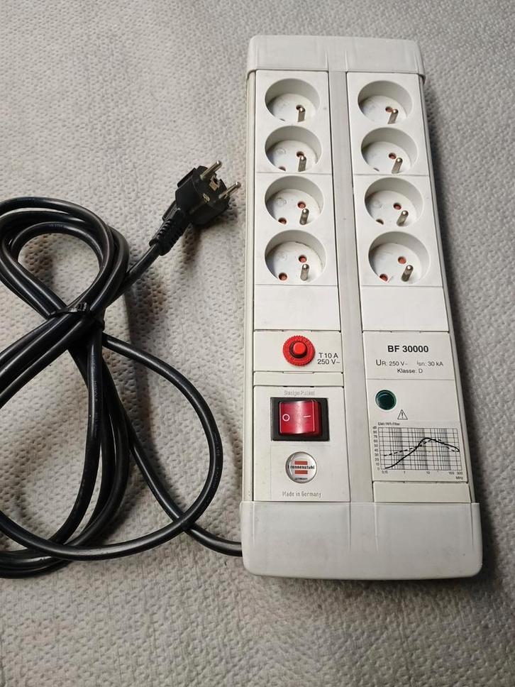 Protection contre les surtensions et amplificateur de télévi, TV, Hi-fi & Vidéo, TV, Hi-fi & Vidéo Autre, Enlèvement ou Envoi