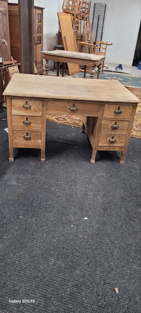Bureau ancien 7 tiroirs en chêne, Huis en Inrichting, Bureaus, Gebruikt, Bureau, Ophalen