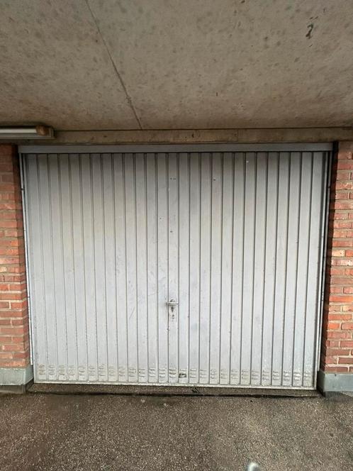 Box fermé à louer - Quartier Miroir, Immo, Garages en Parkeerplaatsen