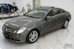 Mercedes-Benz E 220 CDI coupe Facelift elegance! Pano, Xeneo, Auto's, Gebruikt, Beige, 120 kW, Bedrijf
