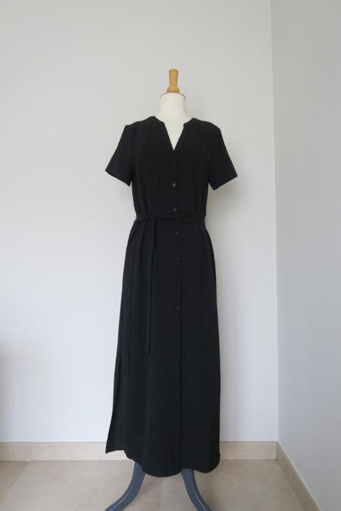 Zwarte midi jurk Vila - M 34, Kleding | Dames, Jurken, Nieuw, Maat 34 (XS) of kleiner, Zwart, Onder de knie, Ophalen of Verzenden