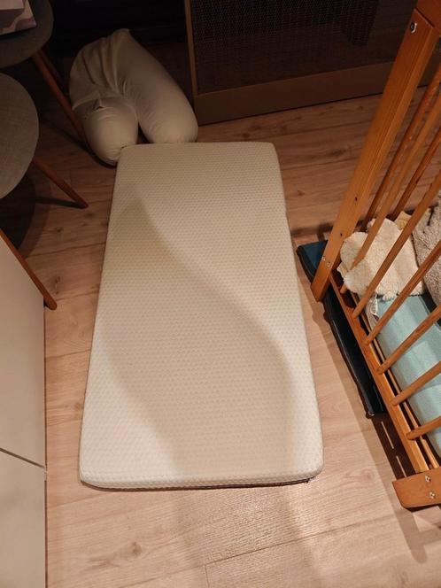 Niew Earosleep evolution matras + matrasberschermer 60 x 120, Huis en Inrichting, Slaapkamer | Matrassen en Bedbodems, Zo goed als nieuw