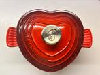 Le Creuset hartvormige cocotte Becel, Huis en Inrichting, Ophalen, Zo goed als nieuw
