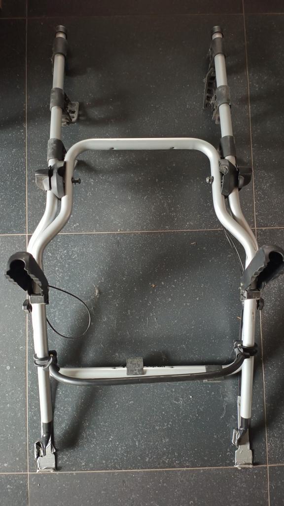 Thule clip-on - fietsrek zonder trekhaak - met frame adapter, Autos : Divers, Porte-vélos, Enlèvement