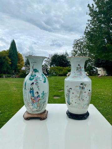 Ensemble de vases asiatiques