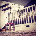 Lit bébé évolutif STUVA avec tiroir 60x120cm blanc, Enfants & Bébés, Chambre d'enfant | Lits superposés & Lits mezzanines, Comme neuf