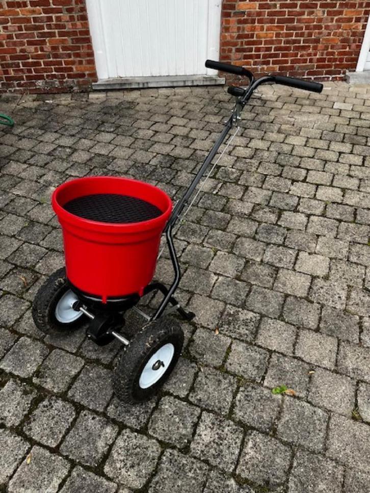 Meststofstrooier 25l roterende schijf doseerhendel, Tuin en Terras, Overige Tuin en Terras, Zo goed als nieuw, Ophalen