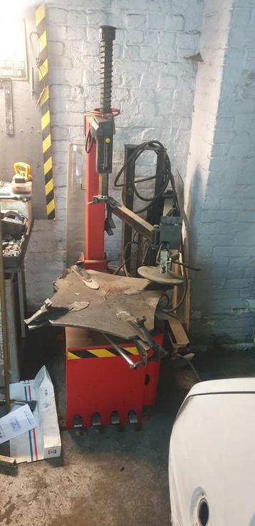 Bandenmachine in goede staat 