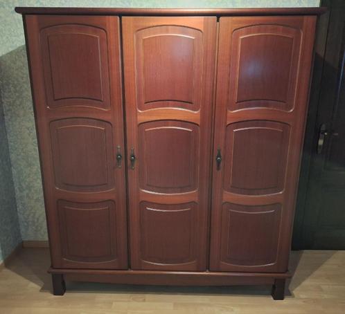 Stevige kleerkast met spiegel binnenin, Huis en Inrichting, Kasten | Kleerkasten, Gebruikt, 150 tot 200 cm, 150 tot 200 cm, 75 cm of meer