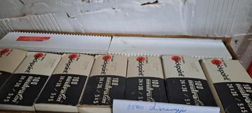 Retro diaraampjes en laders beschikbaar voor biedingen