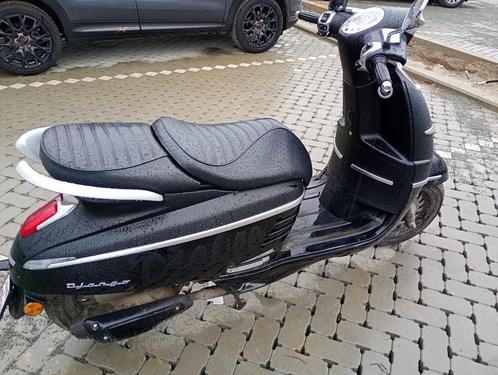 Peugeot Django 50cc, Fietsen en Brommers, Scooters | Peugeot, Zo goed als nieuw, Overige modellen, Klasse A (25 km/u), Benzine