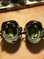 2 fietshelmen, Fietsen en Brommers, Fietsaccessoires | Fietshelmen, Ophalen, Gebruikt, Jongen of Meisje