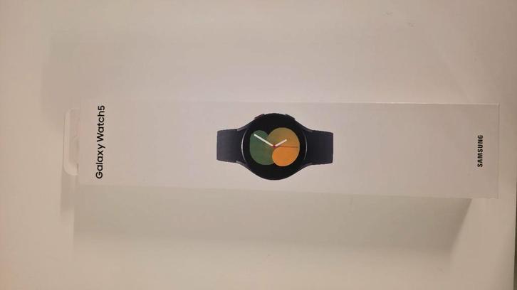 samsung galaxy watch series 5, Handtassen en Accessoires, Smartwatches, Zo goed als nieuw, Zwart, Conditie, Ophalen