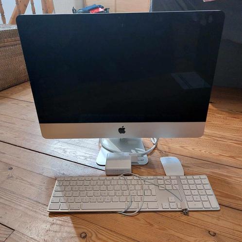 Te koop: iMac 21.5" 4K Retina (2015) + Toetsenbord & Muis, Computers en Software, Apple Desktops, Gebruikt, iMac, HDD en SSD, 3 tot 4 Ghz
