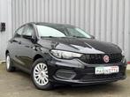 Fiat Tipo 1.4i, Voorwielaandrijving, Stof, 4 cilinders, Zwart