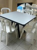 Vierkante tafel, Ophalen, Gebruikt