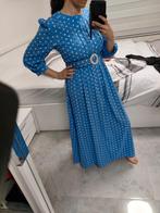 Robe taille M, Enlèvement ou Envoi, Comme neuf