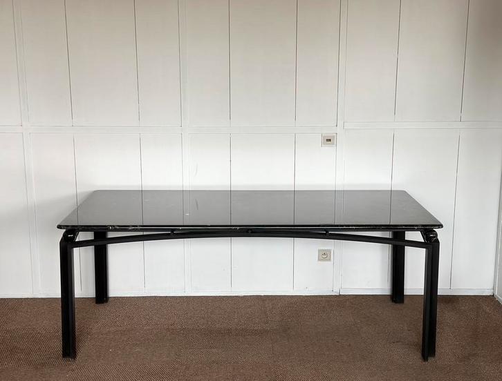 Marble diningtable, Antiek en Kunst, Antiek | Meubels | Tafels, Ophalen