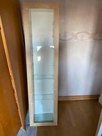 Vitrinekastje, Enlèvement, Utilisé