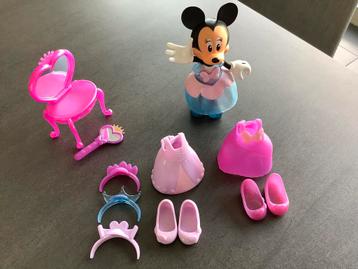 Minifiguur met accessoires beschikbaar voor biedingen