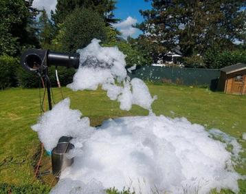 Machine/canon à mousse autonome à louer pour vos fêtes disponible aux enchères