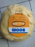 3 pelotes de laine à tricoter de 300 grammes, jaune, bleu vi, Enlèvement ou Envoi, Neuf