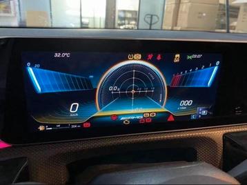 Les clusters AMG et le menu activent Mercedes-Benz