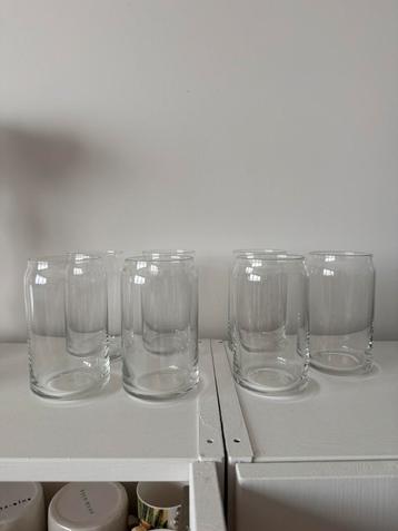 Glazen  beschikbaar voor biedingen