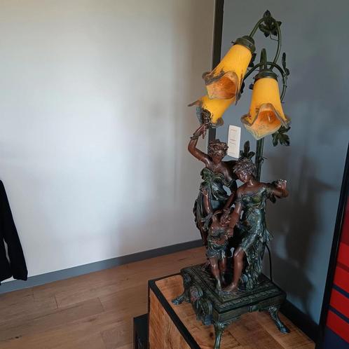 Reproductie Auguste moreau lamp in spelter, Huis en Inrichting, Lampen | Tafellampen, Zo goed als nieuw, Glas, Ophalen