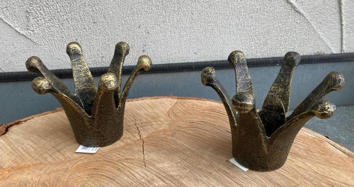 GIETIJZEREN KROONTJE WAXINELICHTHOUDER GOLDLOOK NIEUW, Antiek en Kunst, Curiosa en Brocante, Ophalen of Verzenden