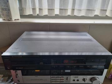 Cd speler  beschikbaar voor biedingen