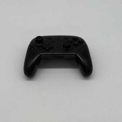 NINTENDO Switch Pro Controller - in een nette staat, Games en Spelcomputers, Games | Nintendo Switch, Ophalen of Verzenden