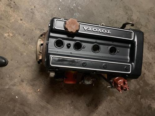 Te koop, Toyota 2 tg-motor die gedeeltelijk moet worden gere, Auto-onderdelen, Motor en Toebehoren, Toyota, Gebruikt, Ophalen of Verzenden