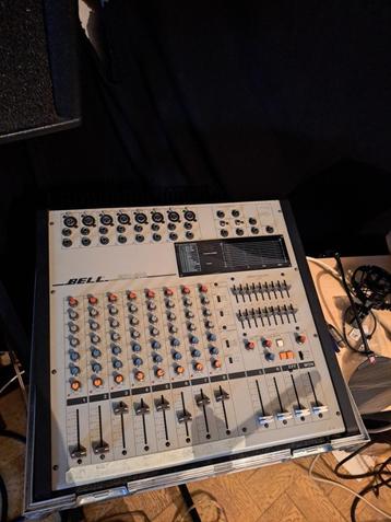 Bell MDA402 actieve mixer + flightcase + Speakon kabels beschikbaar voor biedingen