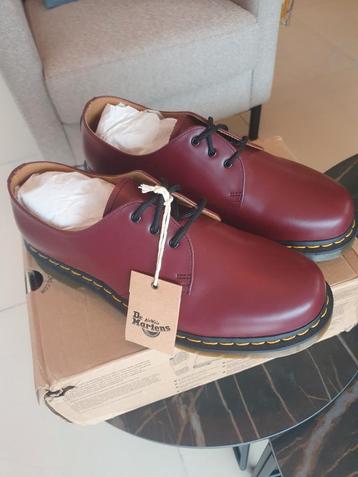 dr martens maat 44 nieuw !!, Ophalen of Verzenden, Nieuw