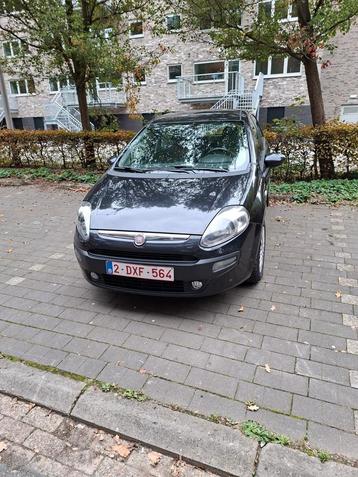 Fiat punto 1.3 diesel in prima staat met keuring voor verkoo beschikbaar voor biedingen