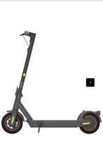 SEGWAY Ninebot Kickscooter Max G30E II Nieuwstraat !, Fietsen en Brommers, Steps, Ophalen of Verzenden, Zo goed als nieuw, Elektrische step (E-scooter)